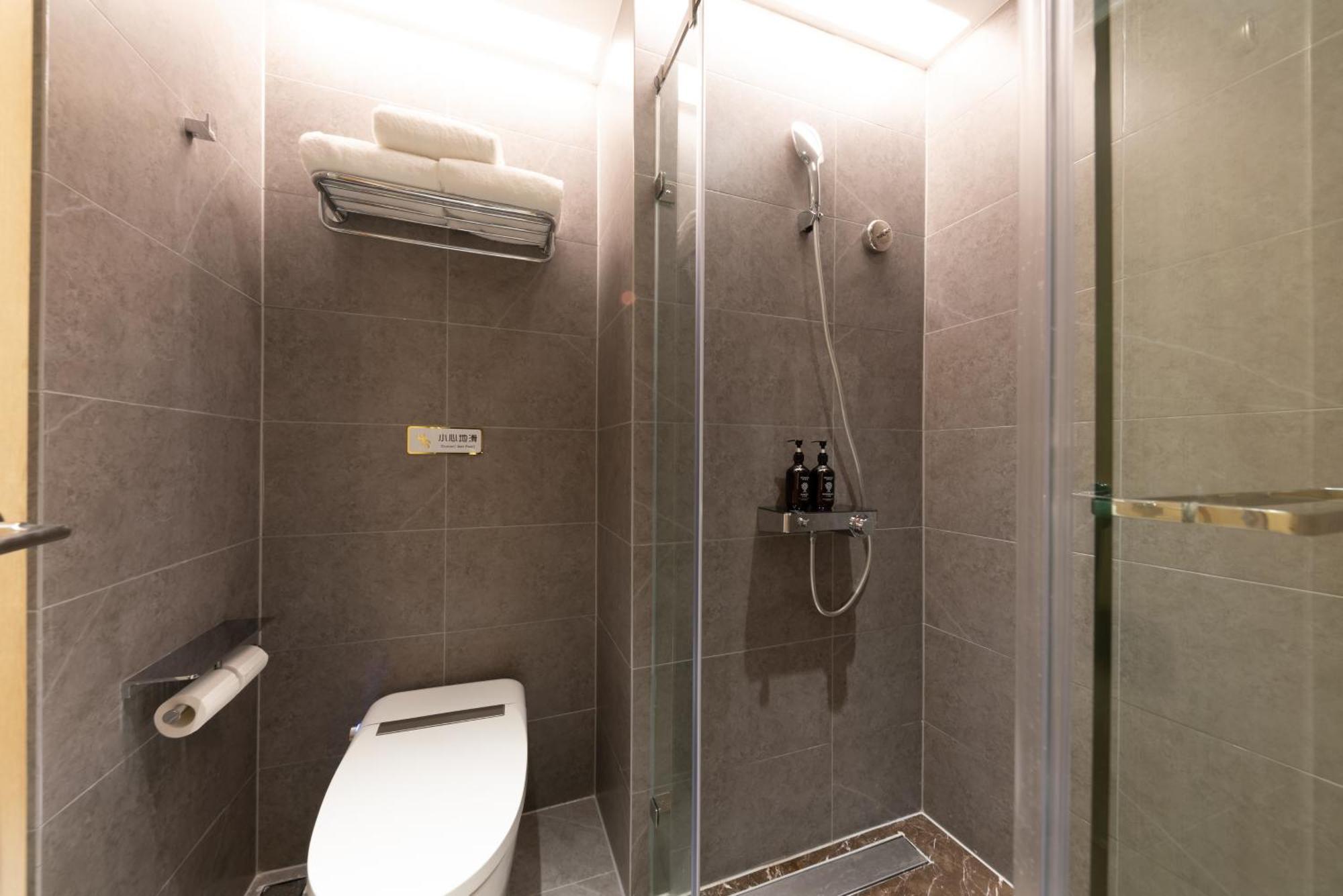 Jingfang Building Smart Hotel - Located In The Busiest Part Of The Downtown Area, Near Beijing Tiananmen Square And The Forbidden City,Wangfujing Shopping Street ,Newly Opened Hotel,Provide Free Laundry Service,Provide Tourism And Ticketing Services Luaran gambar