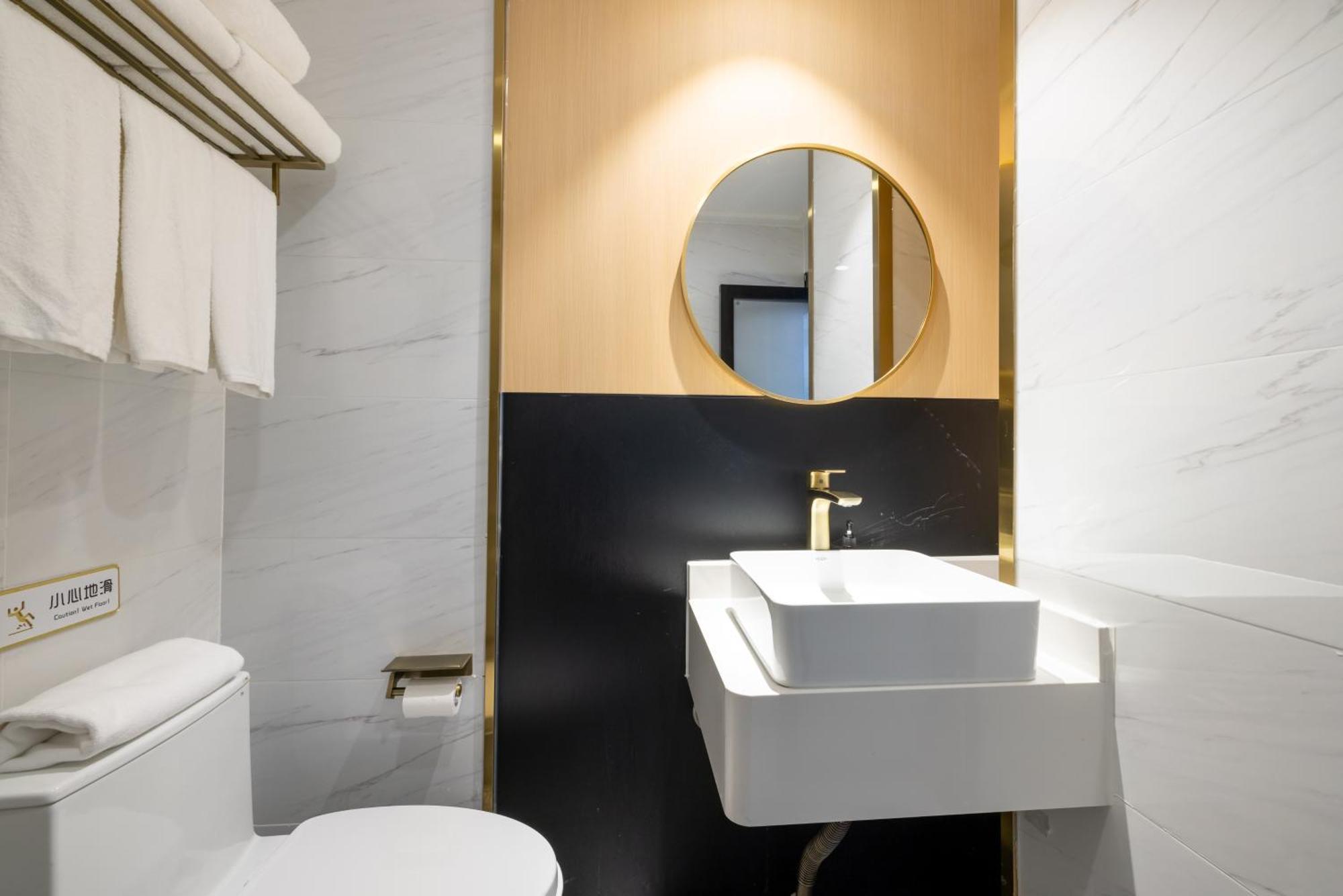 Jingfang Building Smart Hotel - Located In The Busiest Part Of The Downtown Area, Near Beijing Tiananmen Square And The Forbidden City,Wangfujing Shopping Street ,Newly Opened Hotel,Provide Free Laundry Service,Provide Tourism And Ticketing Services Luaran gambar